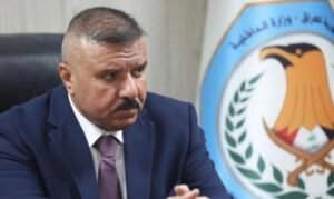 القضاء ينفي صدور نشرة حمراء بحق عبد الأمير الشمري