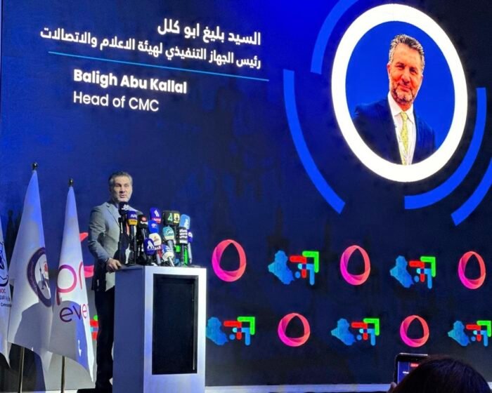 رئيس هيئة الإعلام: إجراءات إدخال خدمة ستارلينك وصلت إلى مراحلها النهائية