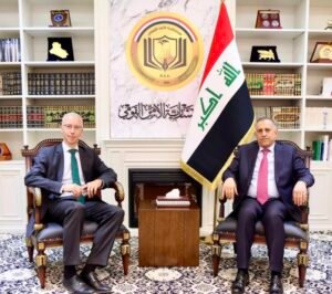 مستشار الأمن القومي: حكومة الزيدي تدعم الانفتاح على دول العالم لجذب الاستثمارات