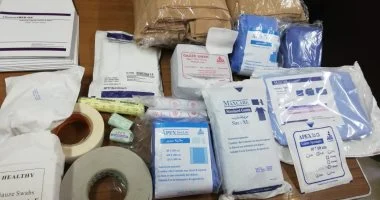 النزاهة تطيح بمتهمين حاولا تمرير 8 أطنان من المواد الطبية خلافاً للقانون