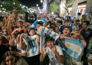 قبل نهاية المونديال.. 50 ألف مشجع أرجنتيني يغزون نيويورك