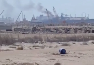 مجلس الوزراء المصري: حريق مياط ناتج عن طائرة مسيرة