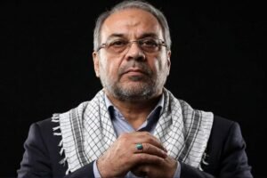 أمين المجلس الأعلى للأمن القومي لترامب: تحدث مع الشعب الإيراني باحترام وإلا