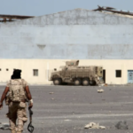 مقتل 11 شخصا في هجمات للحوثيين في اليمن واستهداف مصفاة سعودية