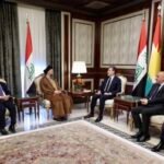 بارزاني والحكيم يؤكدان أهمية تطوير العلاقات بين أربيل وبغداد